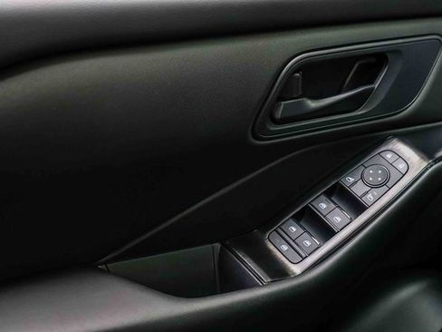 Certified 2025 Nissan Rogue S image 15