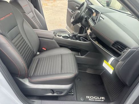 New 2026 Nissan Rogue SV AWD/4WD image 10