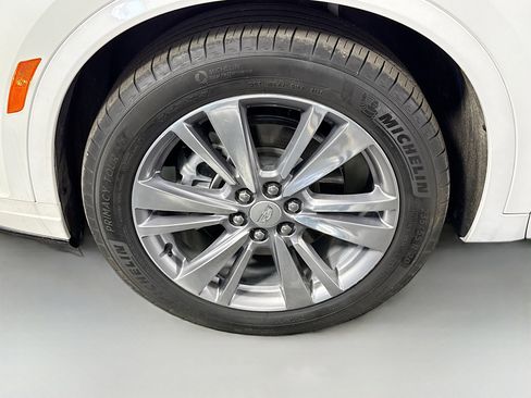 Used 2024 Cadillac XT6 Premium Luxury image 38