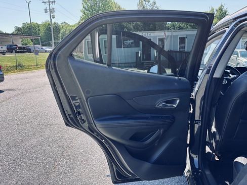 Used 2015 Buick Encore FWD image 16
