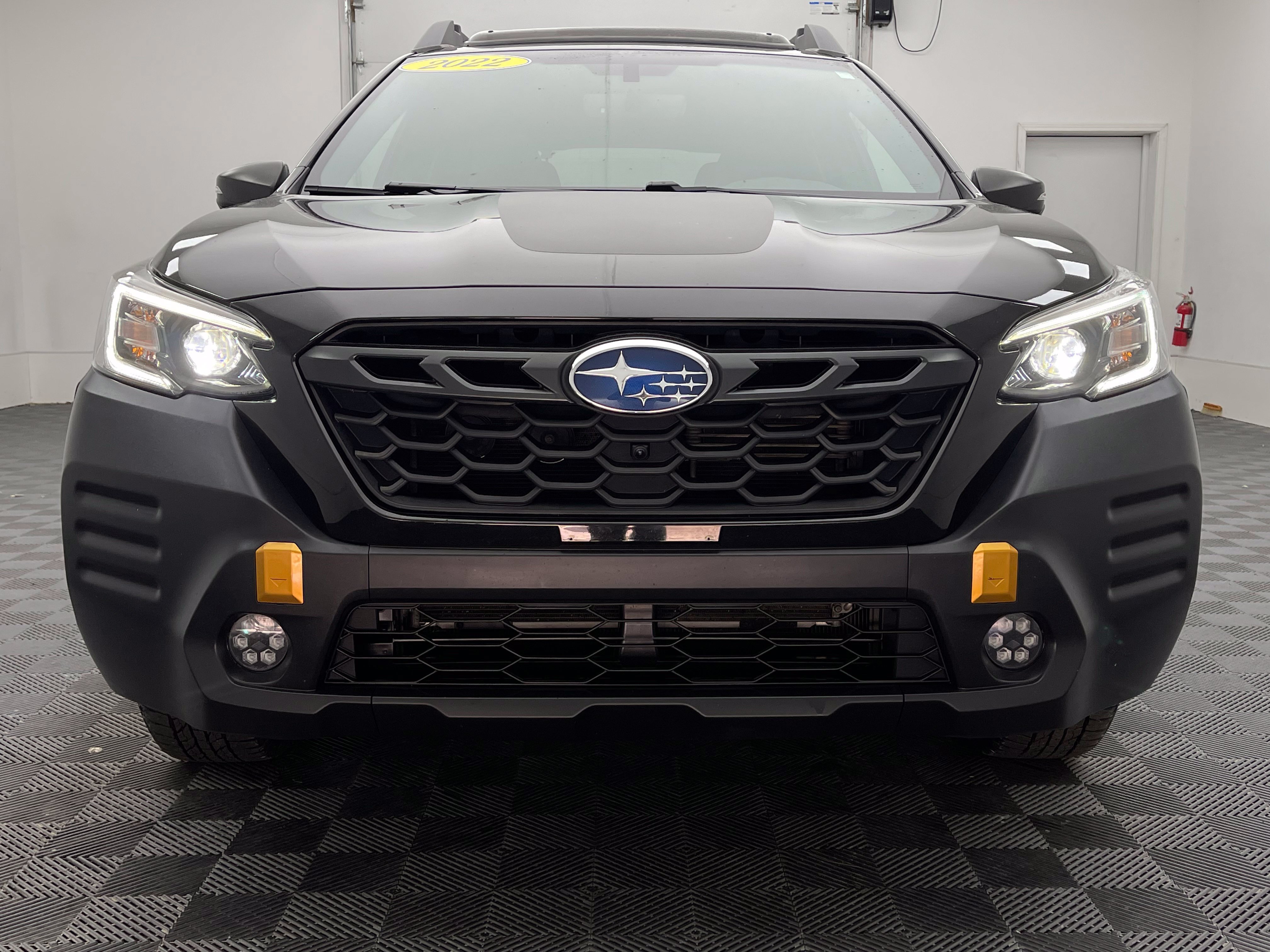 Used 2022 Subaru Outback Wilderness w/ Wilderness Package AWD/4WD image 15