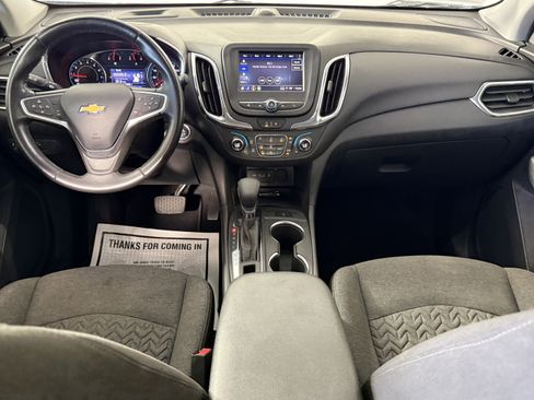Used 2022 Chevrolet Equinox LT FWD image 9