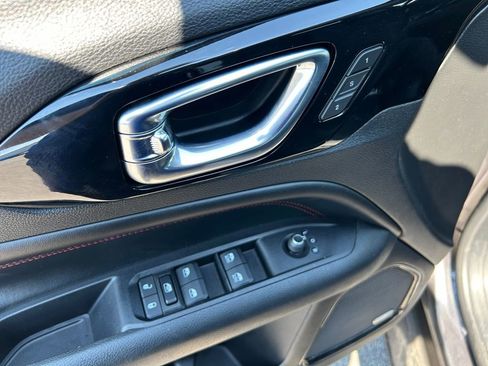 Used 2022 Jeep Compass Trailhawk w/ Trailhawk Elite Group image 23