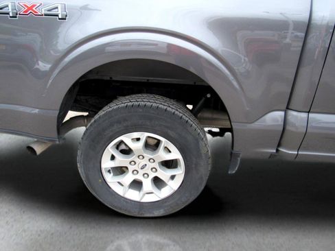 Used 2023 Ford F150 XLT image 4