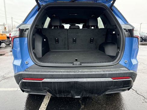 Used 2025 Chevrolet Equinox RS w/ Safety and Technology Package image 24