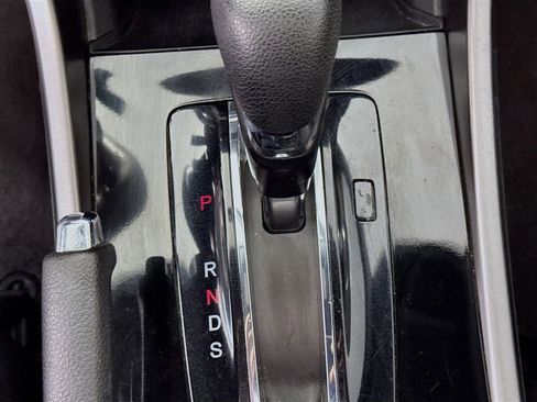 Used 2017 Honda Accord EX image 19