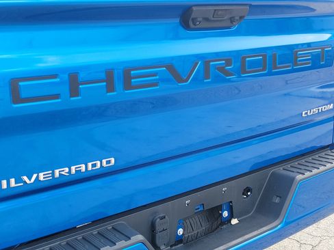Used 2023 Chevrolet Silverado 1500 Custom w/ LPO, Dark Essentials Package RWD image 9