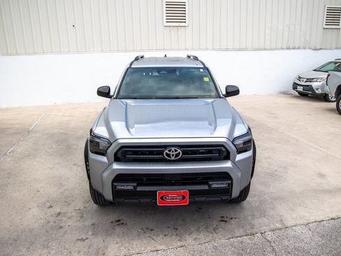 Used 2025 Toyota 4Runner SR5 image 4
