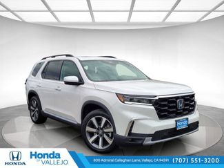 New 2025 Honda Pilot Elite image 1