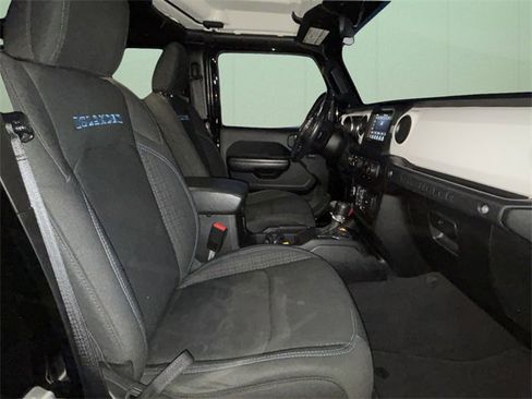 Certified 2021 Jeep Wrangler Unlimited Islander image 38