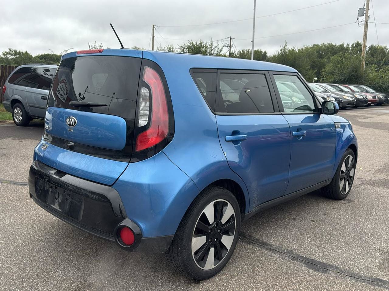 Used 2016 Kia Soul + w/ Designer's Package FWD image 5