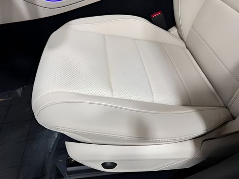 Certified 2025 Mercedes-Benz GLE 450 4MATIC image 30