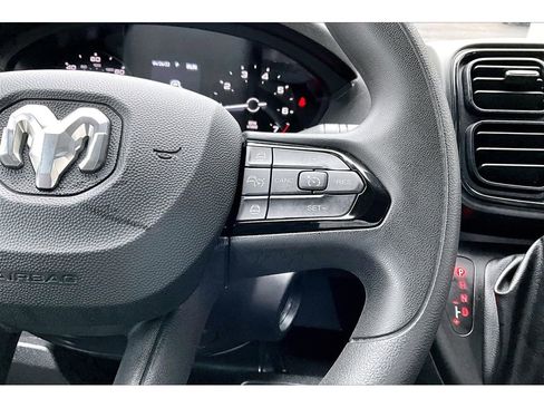 Used 2025 RAM ProMaster 2500 w/ Convenience Group image 19