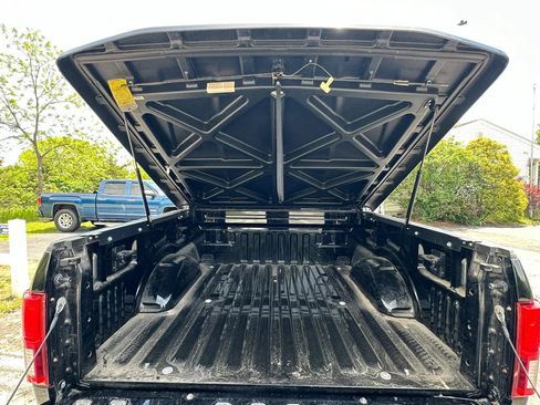 Used 2018 Ford F150 Lariat w/ Equipment Group 502A Luxury AWD/4WD image 40