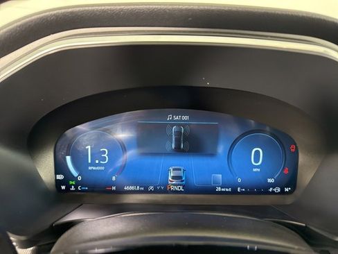 Used 2024 Ford Escape Platinum image 32