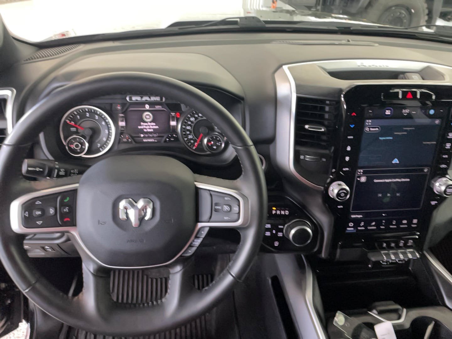 Used 2023 RAM 1500 Big Horn AWD/4WD image 12
