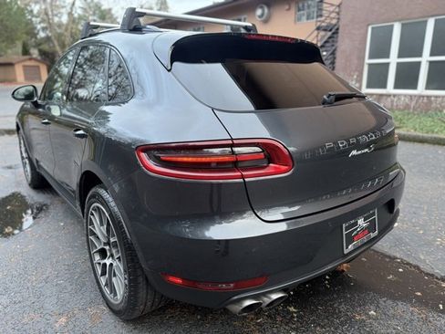 Used 2017 Porsche Macan S image 7