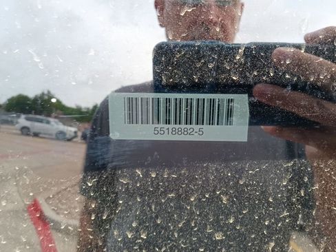 Used 2024 Ford Expedition Max XLT image 13