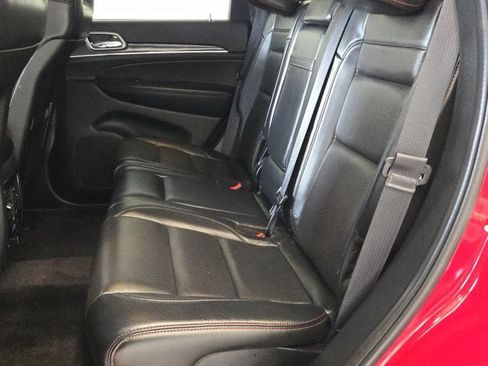 Used 2017 Jeep Grand Cherokee Trailhawk w/ Trailhawk Luxury Group AWD/4WD image 16