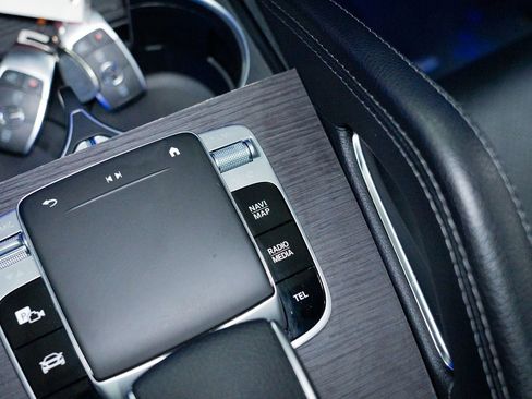 Used 2020 Mercedes-Benz GLS 450 4MATIC w/ Convenience Package image 57