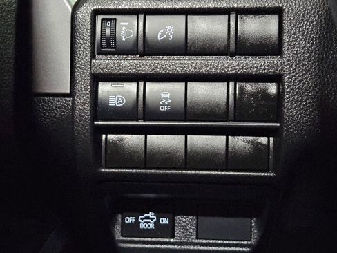 Used 2024 Toyota Tacoma TRD Sport RWD image 38