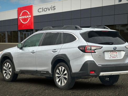 Used 2023 Subaru Outback Limited image 7