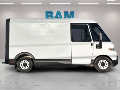 New 2025 Chevrolet Brightdrop 400 w/ Power Door Package