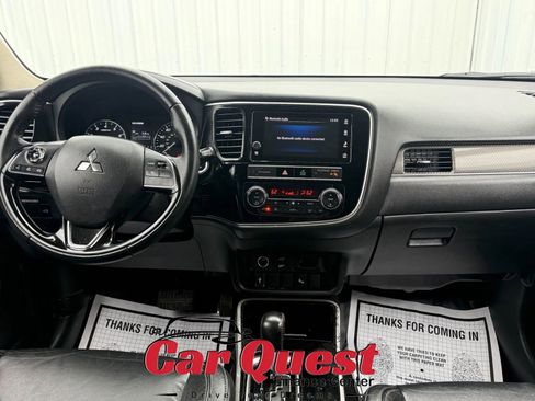 Used 2019 Mitsubishi Outlander SEL image 20