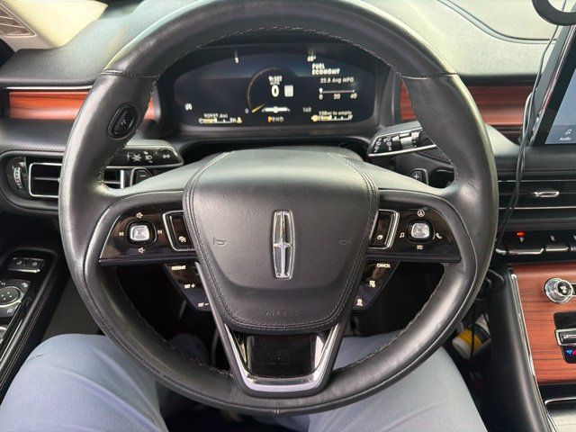 Used 2024 Lincoln Aviator Reserve w/ Equipment Group 201A AWD/4WD image 5