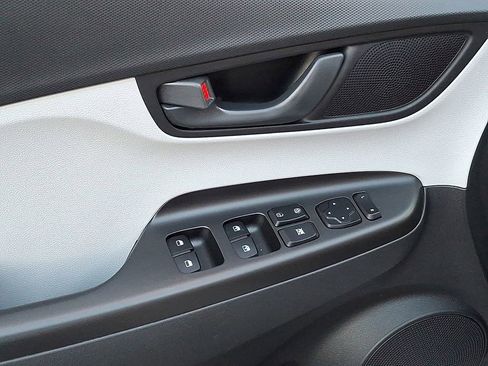 Used 2023 Hyundai Kona SEL w/ Cargo Package image 13