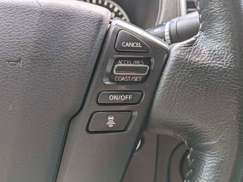 Used 2022 Nissan Frontier SV AWD/4WD image 29