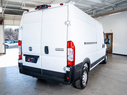 Used 2023 RAM ProMaster 2500 image 6