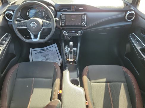 Used 2022 Nissan Versa SR w/ Trunk Package FWD image 11