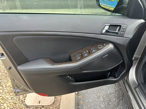 Used 2013 Kia Optima SX w/ Limited Pkg image 10