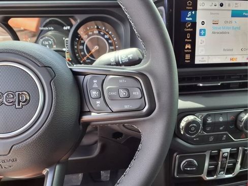 New 2026 Jeep Gladiator Sport AWD/4WD image 22
