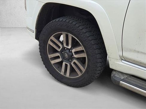 Used 2016 Toyota 4Runner Limited image 24