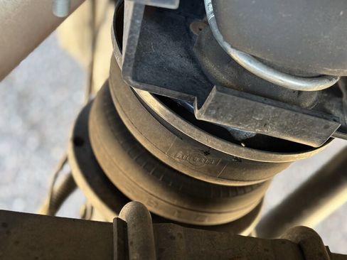 Used 2022 GMC Sierra 2500 SLE w/ SLE Convenience Package image 12