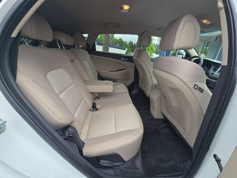 Used 2017 Hyundai Tucson SE FWD image 12