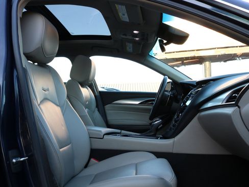 Used 2019 Cadillac CTS Luxury image 46