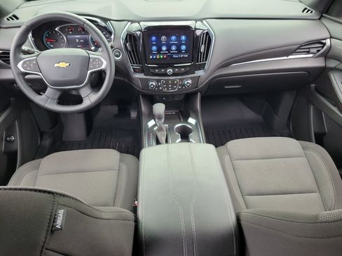 Used 2023 Chevrolet Traverse LT FWD image 16