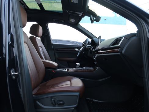 Used 2019 Audi Q5 2.0T Premium Plus w/ Premium Plus Package image 35