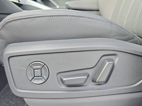 New 2025 Audi Q5 Premium Plus image 27