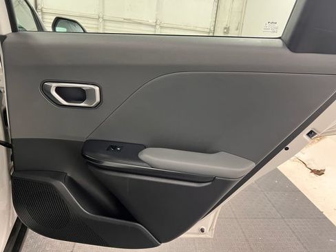 Used 2025 Kia K4 FWD image 31