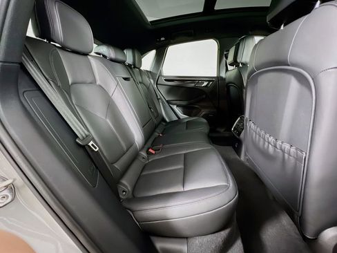 New 2026 Porsche Macan image 29