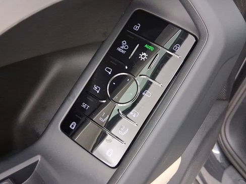 New 2025 Audi Q5 Premium Plus image 12