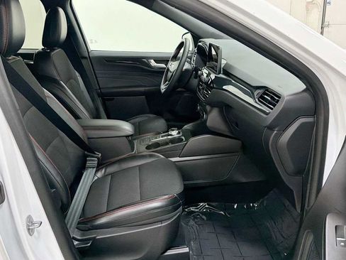 Used 2023 Ford Escape ST-Line w/ Equipment Group 301A FWD image 29