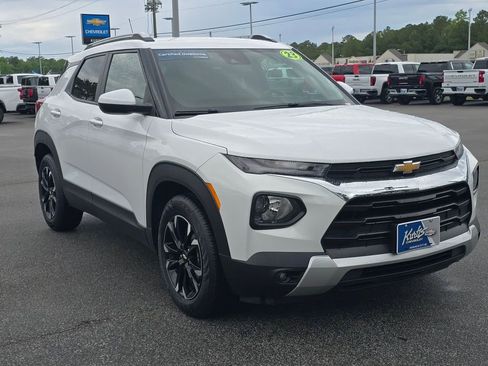 Certified 2023 Chevrolet TrailBlazer LT FWD image 7