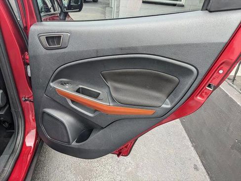 Used 2021 Ford EcoSport SE w/ SE Convenience Package image 16