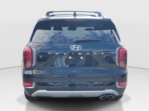 Used 2021 Hyundai Palisade Limited image 4
