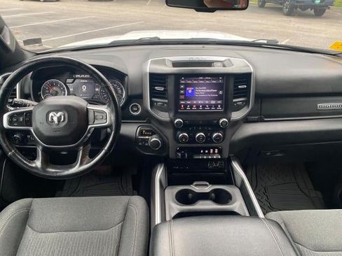 Used 2019 RAM 1500 Big Horn AWD/4WD image 14